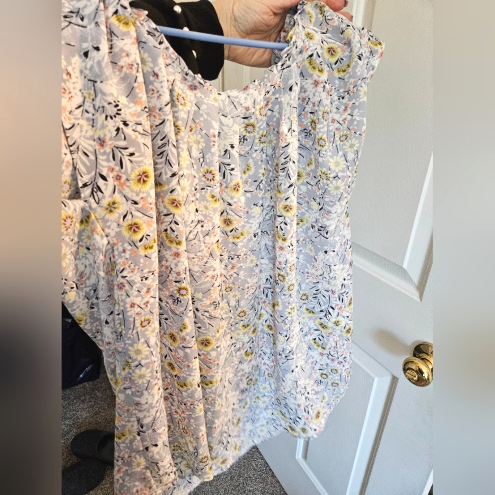 Lauren Conrad Floral Blouse